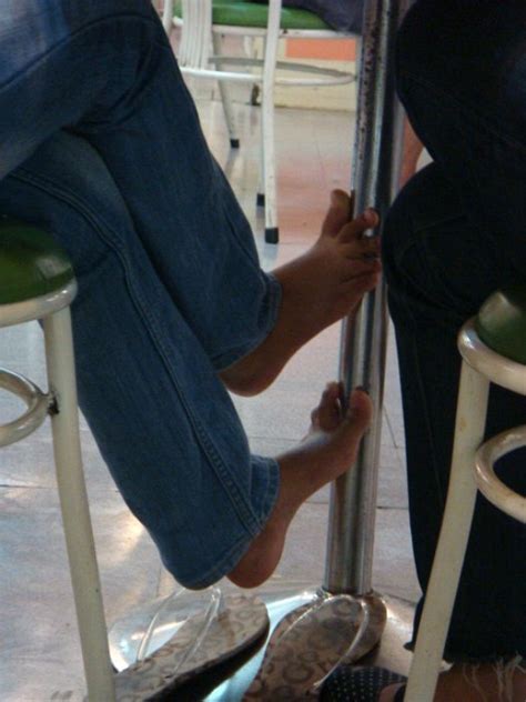 candid asian feet|Candid Thai Feet 2 .